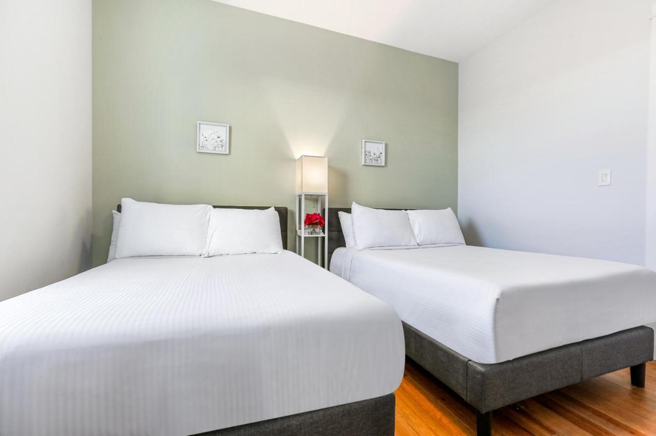 Hosteeva Chic Urban Retreat W Pool Steps To St Charles Ave And Near Bourbon St Apartment New Orleans Bagian luar foto