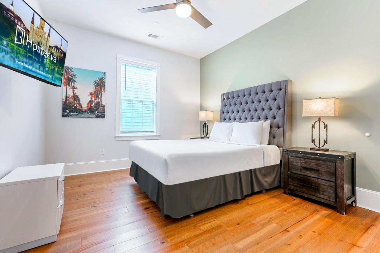 Hosteeva Chic Urban Retreat W Pool Steps To St Charles Ave And Near Bourbon St Apartment New Orleans Bagian luar foto